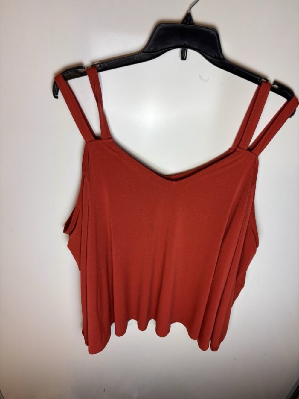 TORRID WOMEN’S STRAPPY COLD SHOULDER TOP CREPE Size 4 (4X) NWT